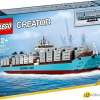 LEGO 10241 Maersk Line Triple-E Set