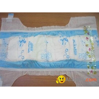 soft and comfortable baby diaperpicture1