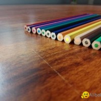 Wooden-Free Plastic 12Color 7Inch Pencil Color