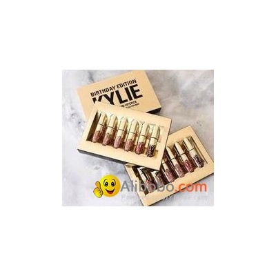 kylie-jenner-metal-matte-lipstickpicture1