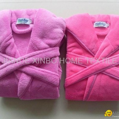 Hooded coral fleece bathrobepicture1