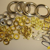 Grommet