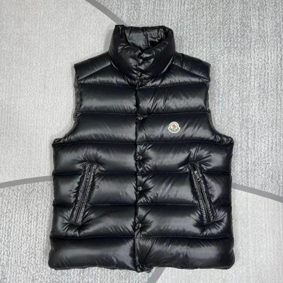 Tibb Logo-Appliqued Quilted Shell Down Gilet Men TIBB DOWN VESTpicture1
