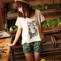 FASHION WOMAN'S T-SHIRT