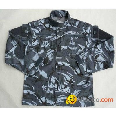 Millitary Uniformpicture1