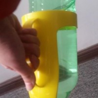 plastic 2L drink handle