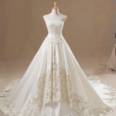 Customized Made Embriodery Strapless A Line Large Tailing Wedding Dresspicture1