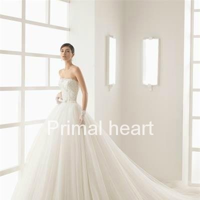2017 Strapless a line wedding dress with long trainpicture1
