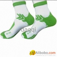 Running socks with allover elastane and selective terry