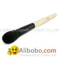cosmetic powder brush